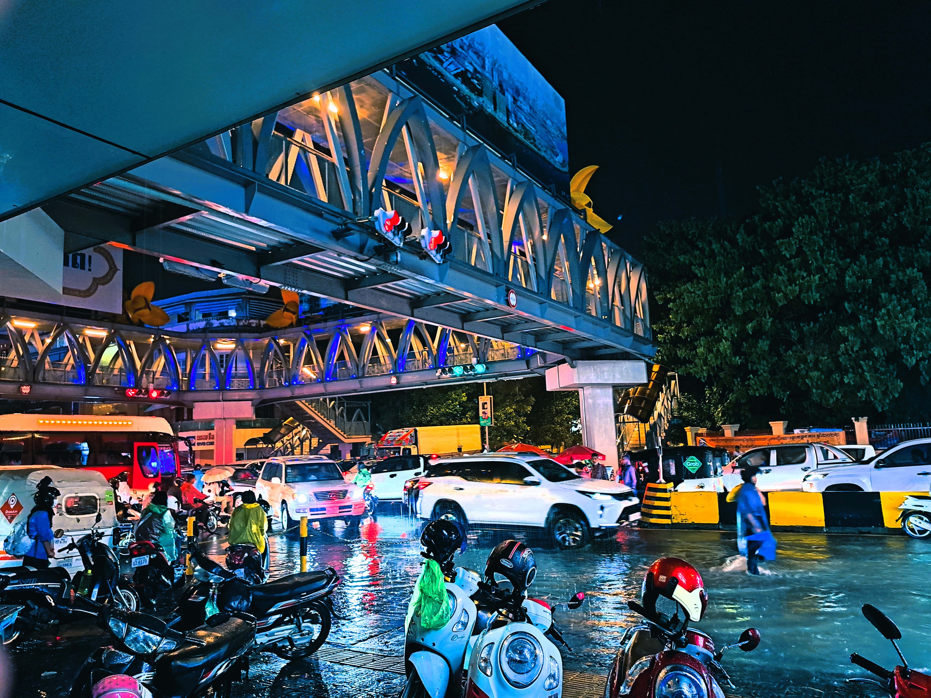 20230703_191328_min_fxdwxt